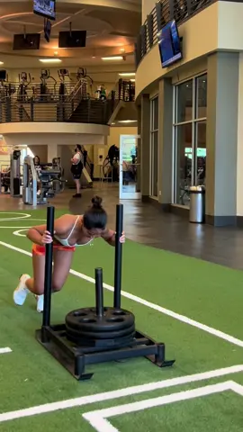Fun little leg day finisher🦇  #Fitness #motivation #gym #health #workout #girlswholift #legday #healthy #gymmotivation #gymshark #gymsharkwomen 