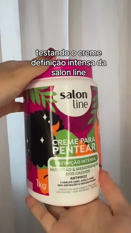 testando o creme definição intensa da @Salon Line no meu cabelo cacheado.  #migssalonline #cachos #heymigssl #finalizacaodecachos #curls 