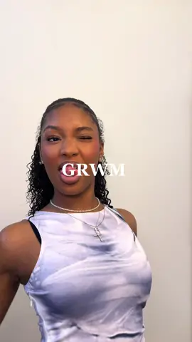 #grwm #makeuptherapy #makeup #makeuptutorial @milkmakeup @Charlotte Tilbury @Fenty Beauty @elfcosmetics @Benefit Cosmetics @NARS Cosmetics @Too Faced @L’Oréal Paris 