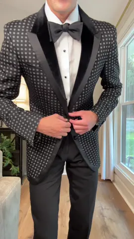 Styling/selling some of the craziest pieces from my friend's collection. Listing on eBay. Part 1 #fashion #mensstyle #clothinghaul #closettour #closetsale #forsale #dolcegabbana #balmain @@Wisdom Kaye @Elliot Duprey @RWANG 