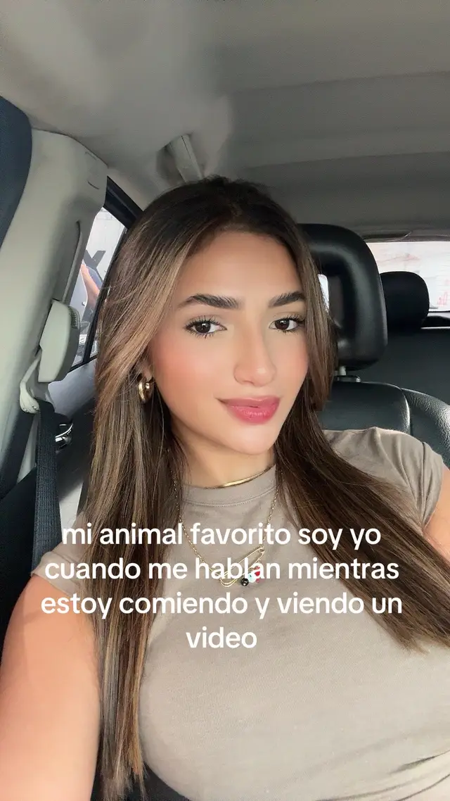 no m hablen mientras como
