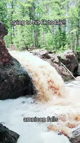 think we can do it? #6k #explorewisconsin #wisconsin #water #waterfall #waterfalls #waterfallwedenesday #gratitude #moments #thanks #thankful 