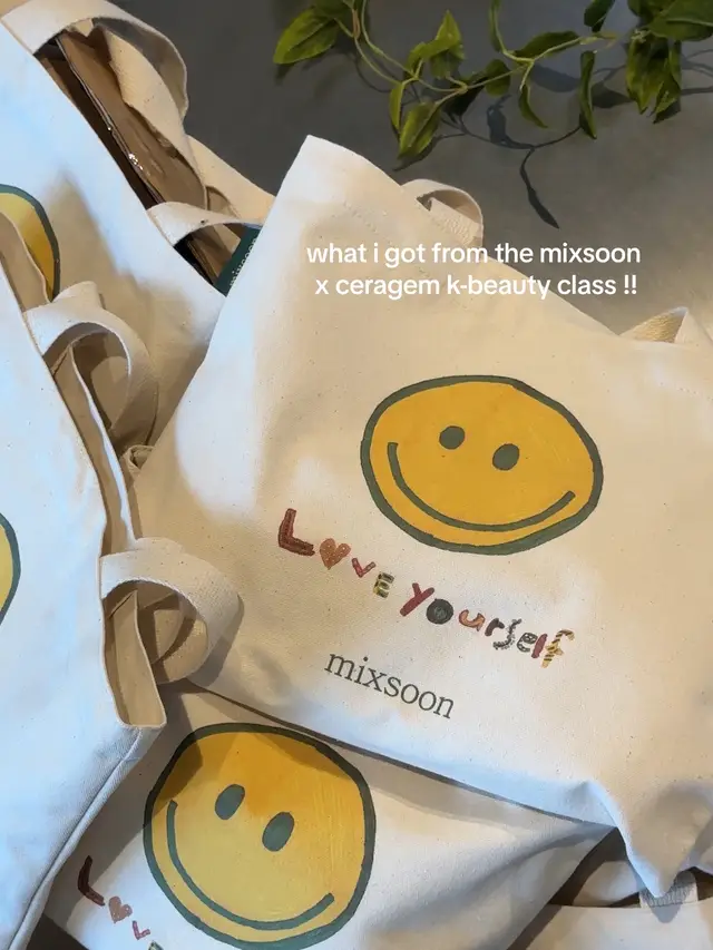 thank you @mixsoon @mixsoon_official 😘  #skincare #korean #koreanskincare #mixsoon #ceragem #beauty #popup 