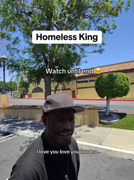 Kev has been homeless most of his life and what he said in this video honestly made me break down later in the car. Homeless King! 🥹🙏🏼 #fyp #foryou #givinghomelesspeoplefood 