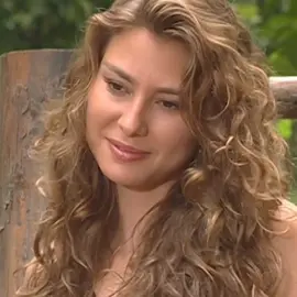 Estela • Mulheres Apaixonadas (2003) #mulheresapaixonadas #novela #editnovela #laviniavlasak #oreidogado #liamezenga 