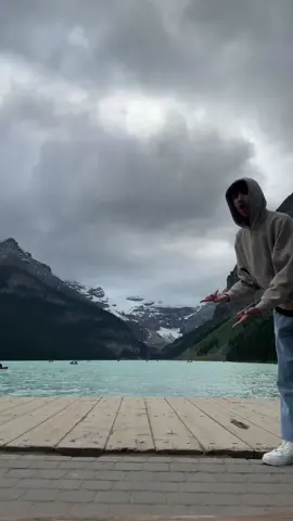 love the ppl here dawg (the kid at the end 😭) #fyp #makemefamous #foryou #canada 
