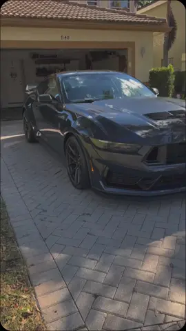 black Horse #ford #mustanggt500  #mustangdarkhorse 