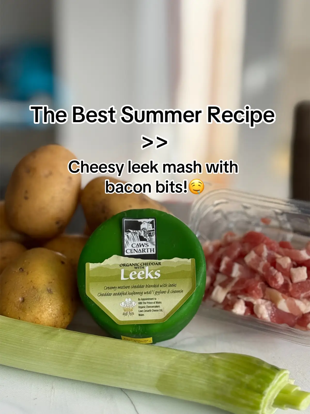 Cant go wrong with our cheddar in your mash #cawscenarthcheese #summerecipe #recipes #mashedpotatoes #cheeseandbacon #cheeseyleeks #picnicdate #bbqseason #summeressentials 