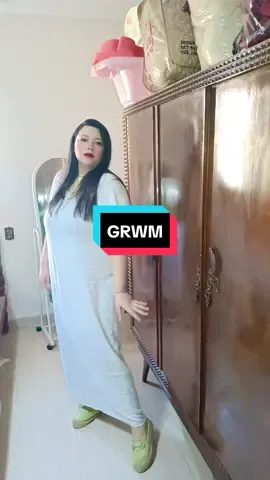 get ready with me 😁  #imjustagirl #نشعبولي #grwm #getreadywithme #outfit 