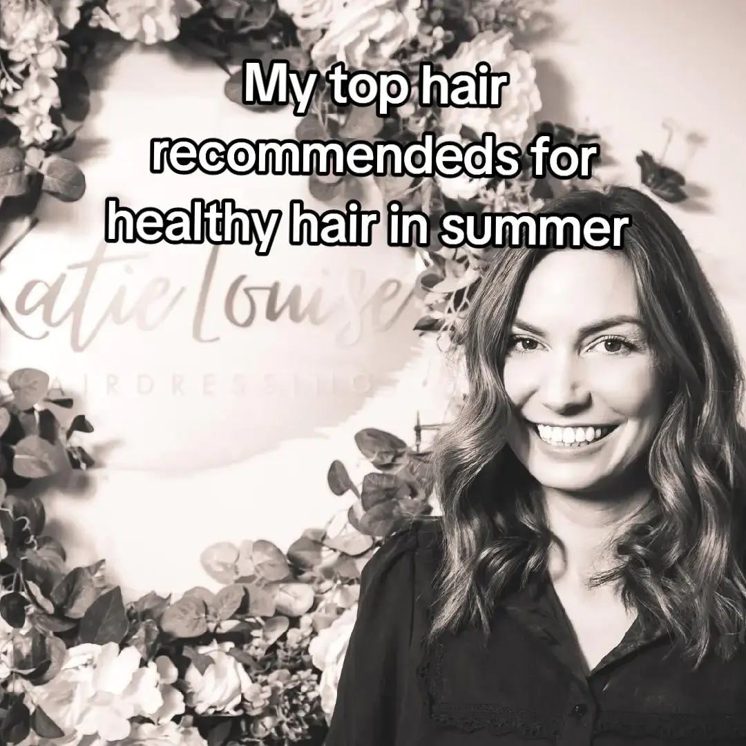 as a hairdresser of 18 years 👵 to keep your hair healthy and manageable throughout summer ☀️  #healthyhair #hairtip #haircare #HairCareTips #silkyhair #frizzyhairtips 