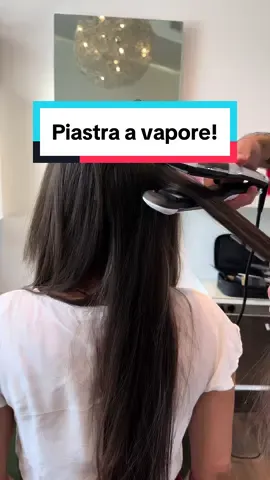 Finalmente ho scoperto la meraviglia della piega a VAPORE!! Doppio vantaggio ⭐️ Crea styling, é una piastra che grazie al calore modifica la forma dei tuoi capelli;  ⭐️ Apporta idratazione, i capelli vengono idratati al passaggio di #SteamPod4 e trattati prevenendone la secchezza. *Nel video la cliente ha i capelli lisci, differenza tra capello asciugato al naturale e con l’utilizzo di #steampod  @lorealpro #loreal #lorealpro #lorealaccessapp #vivilorealpro  #ComeFaFra  #hair #hairstyle #hairtutorial #haircolor #haircut #hairtransformation #puglia #italia #parrucchieri #rsvpparrucchieri #waves #waveshair #onde #waveshair #waveshairstyle #wavesonly #fashion #tutorial 