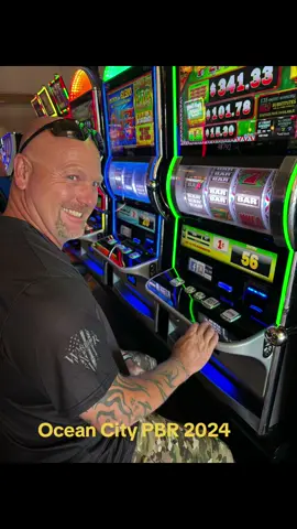 @stonecoldcountry316.  #alwaysandforever #havingfun  #thrashersfries #arcadebosses #clawmachine 