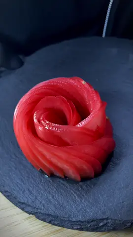 decorating tomato 🍅🌹 #Japan #cooking #food #cutting #vegetable #tomato #飾り切り 