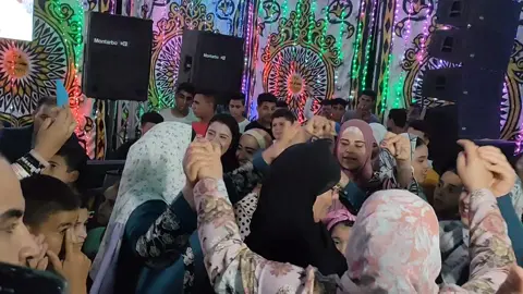 اخواتي وحبايبي المحترمين صباح الفل#الحاجه_نبيله_الباميه_شوكتني 