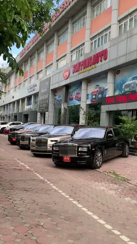 Ngàn lời anh nói không bằng làn khói Rolls Royce =))) #rollsroyce #phantom #foryou #carsoftiktok #fyp #trending #viral #xuhuong #sieuxe #hanoi 