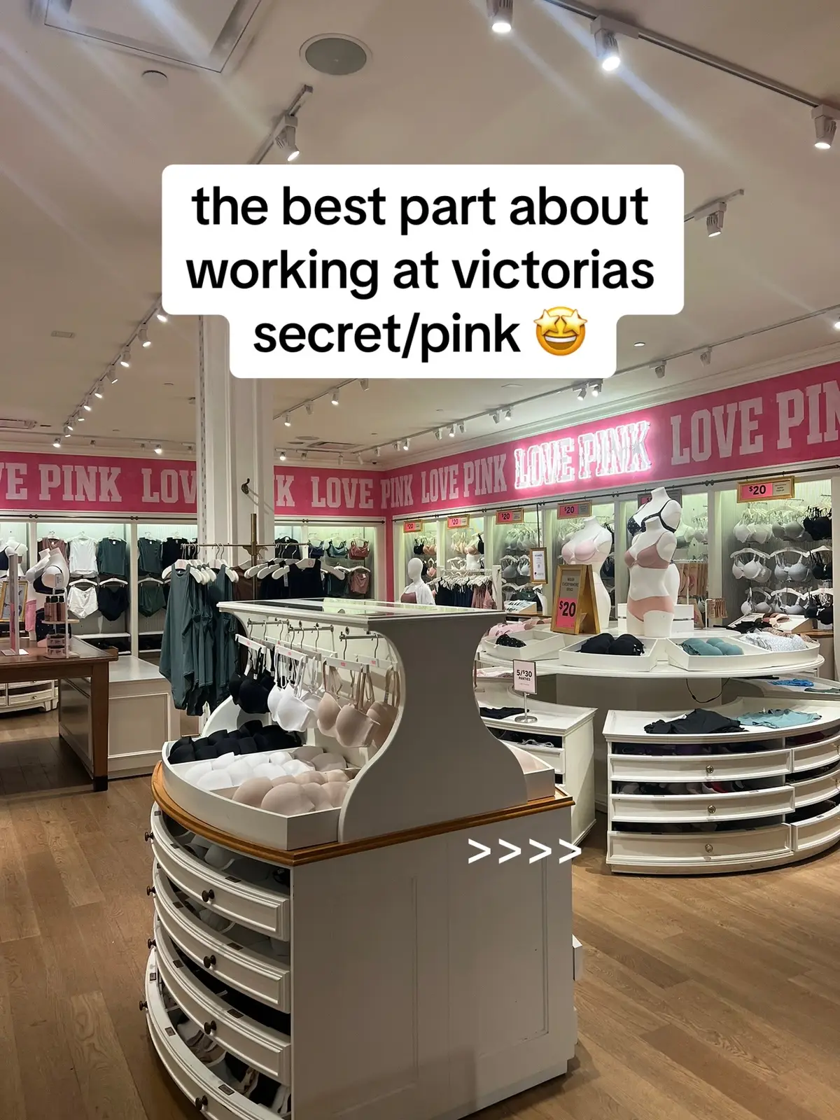 they do us so good with our discounts hehehe 🤭💗🫧 #vs #victoriassecret #vspink #pink #lovepink #work #employee #discount #retail #Lifestyle #fashion #outfit 