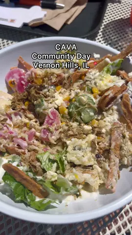 CAVA Community Day in Vernon Hills! 🐑 Food: 8.9/10 Quality: 8.5/10 Service: N/A Price: 9.2/10 OVERALL: 8.9/10  890 N Milwaukee Ave, Vernon Hills, IL 60061 #cavavernonhills #cava #vernonhills