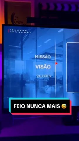 Por que sempre tão feio? 😔 Clama! Feio nunca mais! 😅 E se você clicar no link da bio, tem várias opções pra você mudar sua vida através das apresentações de impacto 🚀 Tem curso completo, minicurso e até um pack com mais de 150 arquivos em ppt abertos que mostro aqui nos vídeos 🔥 Não dá pra perder! Clica no link da bio 🤩 #powerpoint #apresentação #curso #reels #trending 