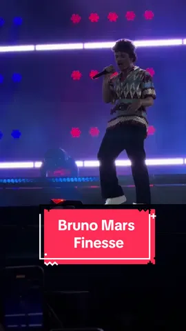 #finesse #brunomarsinbangkok #brunomars #brunomarsconcert #brunomarsmusic #brunomarslive #concert @Bruno Mars 