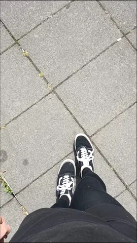 Everyday femboy wear and people still stare at me #femboy #femboytiktok #outside #leggings 