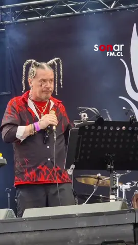 MR. BUNGLE NOTABLE COMO SIEMPRE 🤘🏻 Durante la reciente presentación de #MrBungle en #Hellfest, la banda sorprendió al público versionando el clásico de #EricCarmen, 