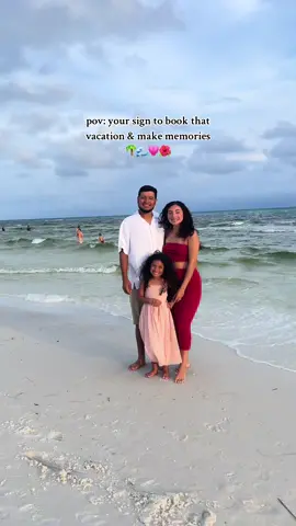 We had so much fun!! 🥺💗🌺 Take this as your sign to book that vacation with your family. Life is short 💫 #beachvacay2024 #floridasummertime #letsgoonvacay #yoursigntobookthetrip #thisisyoursignnn #angelasyoungseñoralife 