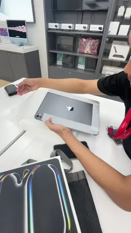 IPad Pro M4 udah ready di Ibox Pattimura padang ya guysss #iboxpadang #ibox 