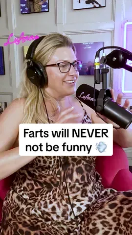 Farts will NEVER not be funny 💨 @Anna Williamson @Luisa Zissman @Global  #luanna #luannathepodcast #podcastclips #funnypodcast #fartsarefunny #farts 