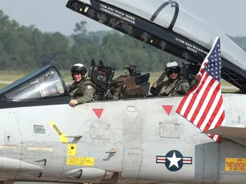 Happy Independence Day, America! SYPHIN @eric.syphin.mcm, former F-14D RIO, waving 🇺🇸 from the backseat of the mighty VF-31 Tomcatters' F-14D Super Tomcat at the NAS Oceana Airshow in 2006.  Sadly, this marked the last Tomcat demo flight in the U.S. @f_14_tomcat_ Video credit: Burner IRST Air Show Videos - YouTube  Photo courtesy of @saburo_inoue #f14 #4thofjuly #independenceday 