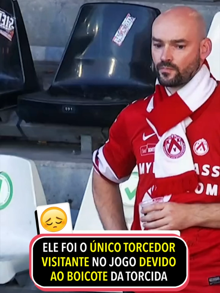 Esse é o espírito do torcedor visitante! 😂 🎥: TikTok/@kvkofficieel #tiktokesportes #viral #futebol #torcida #estadio