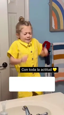 Jueves con toda la actitud  #fypシ゚viral #videoviral #yo #jueves #juevesdetiktok #🥰🥰🥰 #💪💪 #👌 #luchaportussueños 