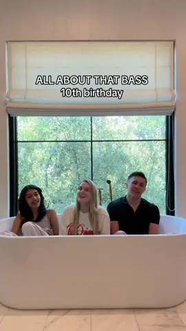 WE GOT ELMO AT THE END @Chris Olsen @sri #allaboutthatbass #Timeless 