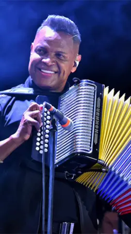 Es Dolor - OMAR GELES #Vallenato #ParaTi #Quito #Ecuador #Guayaquil #OmarGeles #LoQueLlevoEnMiVidaEsDolor