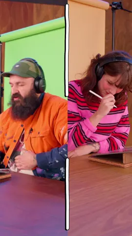 would you realise you're drawing with a friend?  given a frog and a pie, what can @JESWRI and @Ginger Taylor draw on their shared canvas?  follow us for more mind-reading art madness ❤️