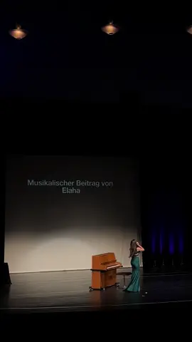 war so extrem nervös, man kann es nicht in Worte fassen #piano #abi24 #ak24 #abitur #zeugnisvergabe #pianocover #comptinedunautreete #viral #fyp #trend #klavier #performance 