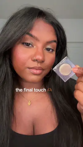 Lithium by @urban decay is soo pretty 😻 the moondust eyeshadow glitter is an easy way to dress up your makeup and eyeshadow 💕🫶🏾 space cowboy but night vibes 