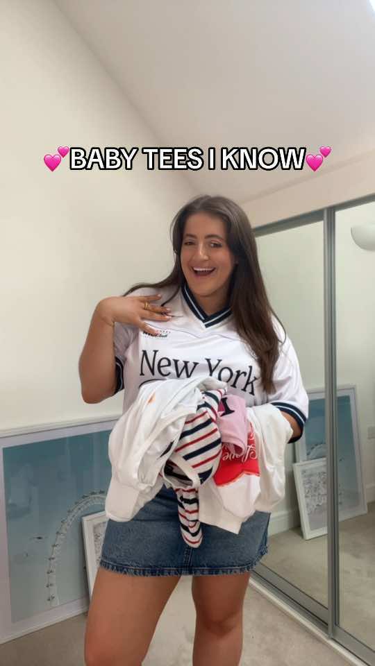 hi i’m liv and am your baby tee expert nice to meet ya💕💕💕  #babytee #babytees #menimaynotknow #summeroutfitinspo #summeroutfits #croptop #midsizefashion #midsizestyle #midsizetiktok #midsizeoutfits 