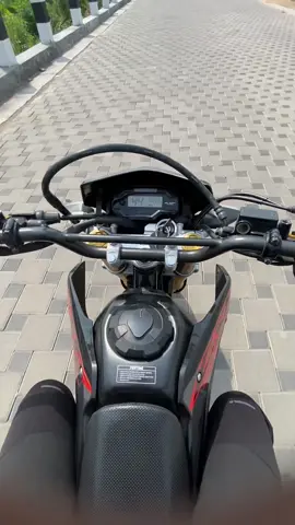 #crf150l #crftrabas #crfhedon150l #fypシ #4upage #fyppp #supermoto 