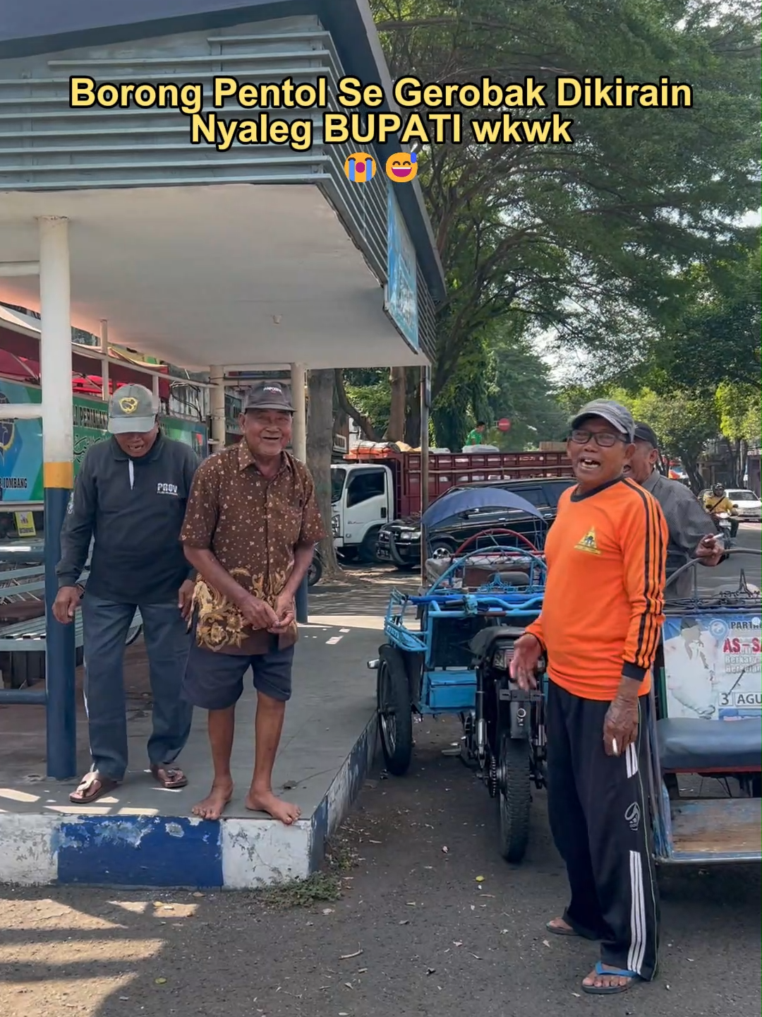 Lancar terus ibu rejekinyaa🥹, semangat buat bapak2 becak dan lainnya🥹 #borong #pentol #pedagang #umkm #jumatberkah #berbagi #sedekah #sedekahseru #fyp #foryou #viral