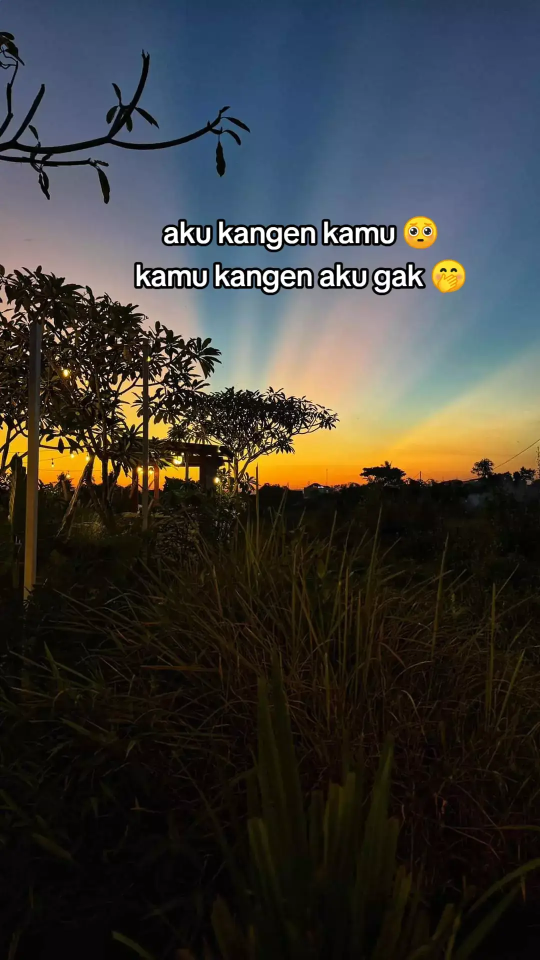 aku kangen kamu,dan kamu gimana 🤭 #liriklagu #kangenkamu #sadstory #liriklagu #quoteskangen #fypシ゚viral #fyppp 