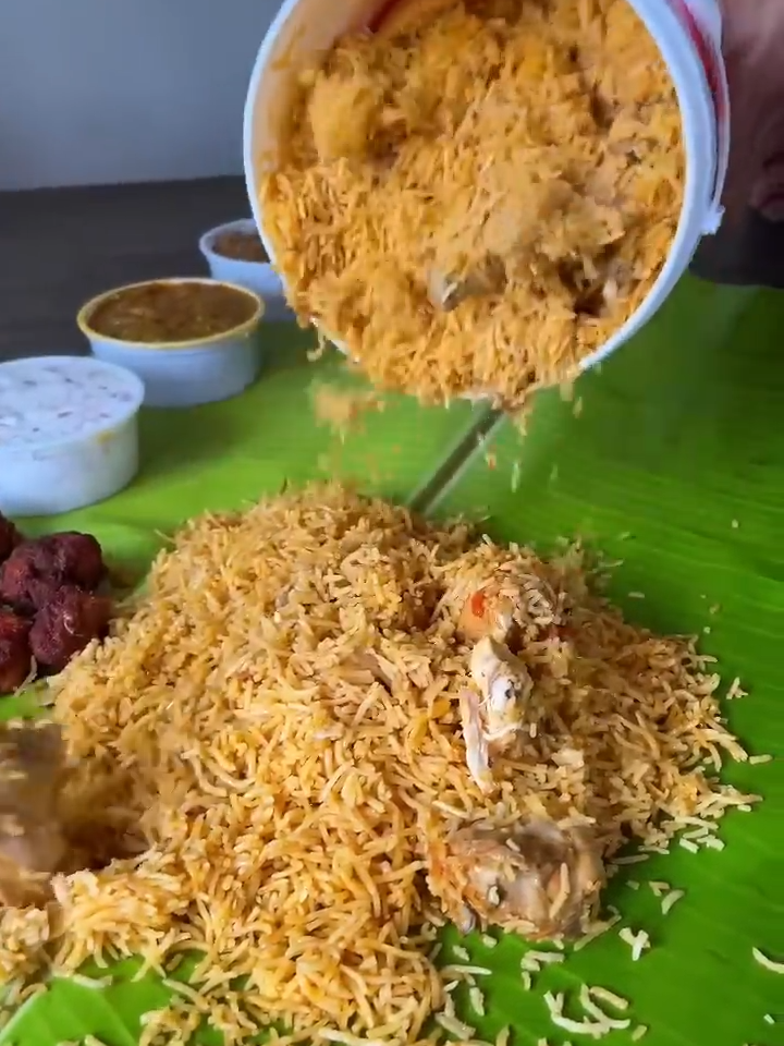 Full Bucket Biryani Unboxing|Original Briyani|Chicken Biryani | Biriyani Video | Indian Biriyani