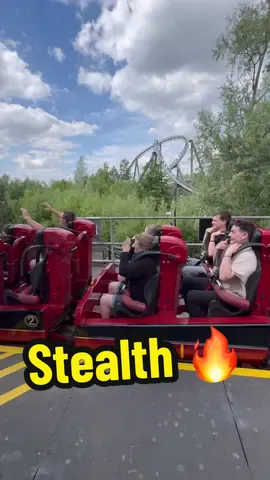 0-80mph in 1.8 seconds 😱 - Stealth at @ThorpeParkOfficial 🔥 #stealth #rollercoaster #thorpepark #uk #england #themepark #fyp 