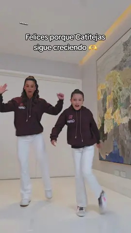 Gracias a todos por su preferencia 🥰 Se vienen más sorpresas en @Catitejas de Catalina 🥰🥰🥰🥰 Ya vieron nuestros sweaters?? 🤗 #trend #salsa #baile #catitejas #catalina #mamaehija #mom 