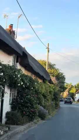 Beautiful 🏴󠁧󠁢󠁥󠁮󠁧󠁿 #PlacesToVisit #dorset#PlaceToVisit #placestovisit #amazing#viral#traveluk#beautifull #❤️ #tiktok #londonlife  
