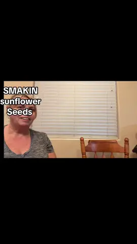 Smakin sunflower seeds #smakinsunflowerseeds #sunflowerseeds 