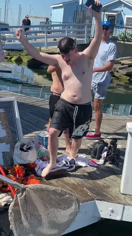 A True American Hero 📱🇺🇸🦅