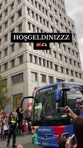 Berlin’e hoşgeldinizzz 🇹🇷🇹🇷🇹🇷 #bizimçocuklar #türkiye #millitakımlar #EURO2024 #türkiyem #fyp #foryou #foryoupage 