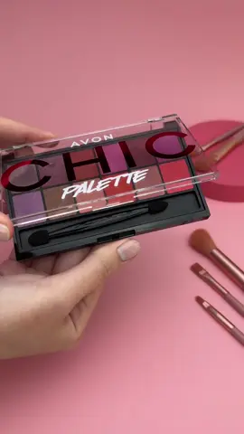 #ASMR Paleta CHIC 💋 12 tonos mate y metalizados para crear miles de looks. #Avon #AvonArgentina #PaletadeSombras #Maquillaje