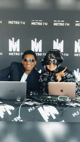 Delivering the #MiddayLinkUp 12 to 3pm live from KZN ahead of the @METROFMSA Durban July Take Over! #TML 📻