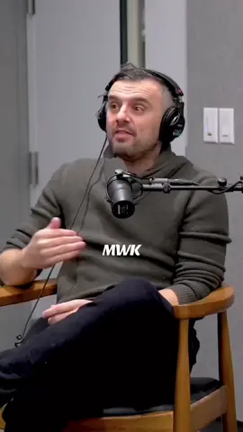 GaryVee | +1 212 931 5731 © One of the most important and nuanced conversations brewing in society, hope this video helps some parents and kids navigate the opportunities from the lens of self awareness and breaking social norms based on judgement and most of all avoiding debt when it has little upside ❤️#education #college #inspiration #entrepreneurship #midwestkustomsinc #mwk 